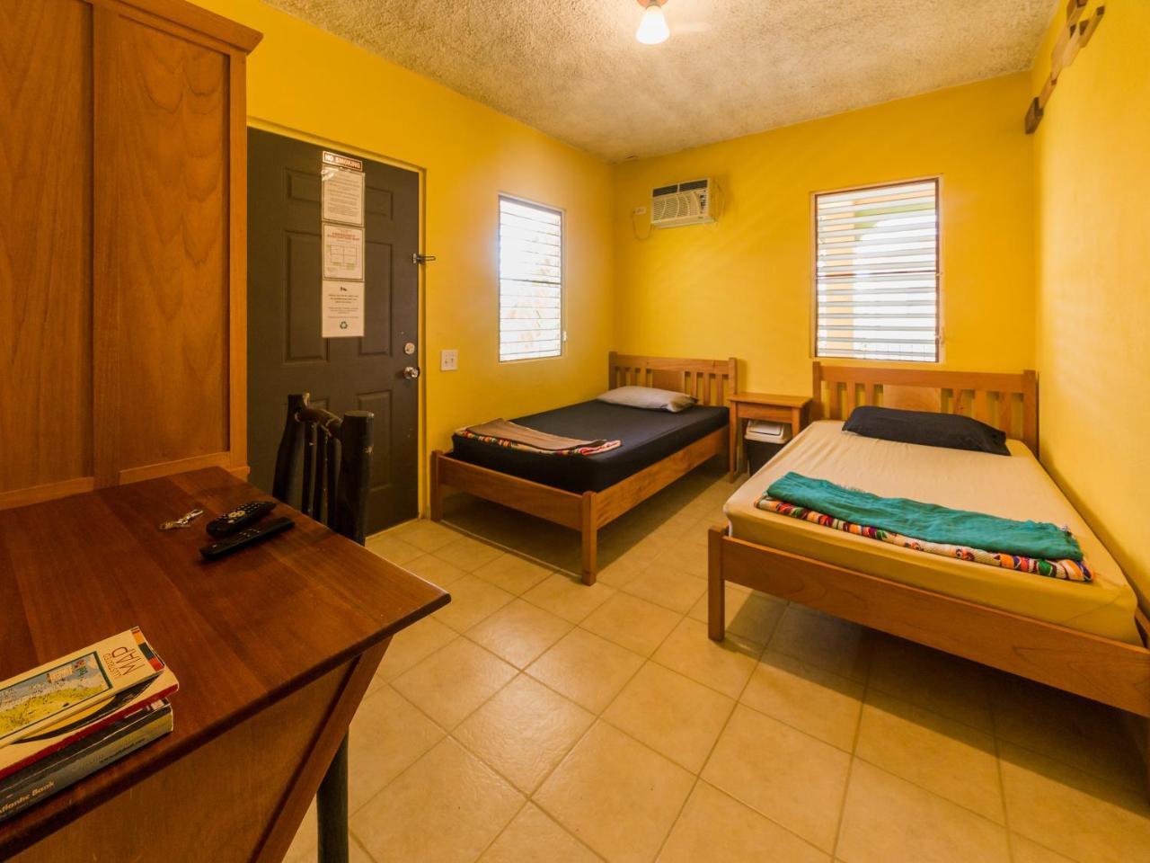 A Piece Of Ground Hostel Punta Gorda Buitenkant foto
